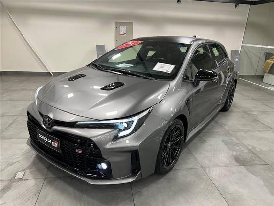 TOYOTA GR COROLLA 2024
