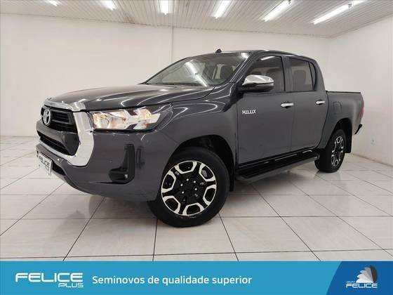 TOYOTA HILUX 2022