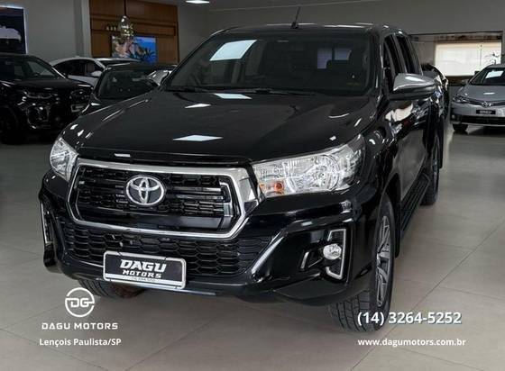 TOYOTA HILUX 2020