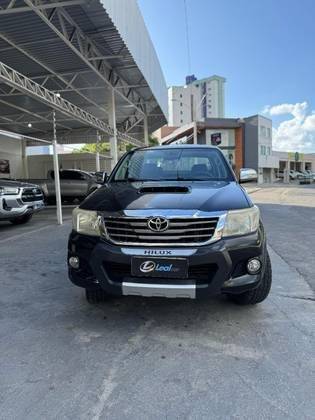 TOYOTA HILUX 2012