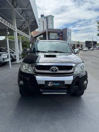 TOYOTA HILUX 2011