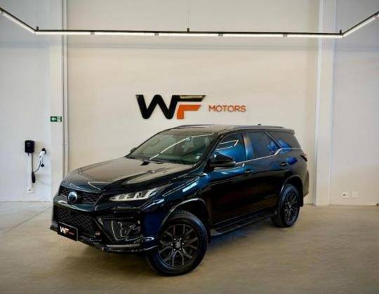 TOYOTA HILUX SW4 2022