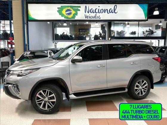 TOYOTA HILUX SW4 2020