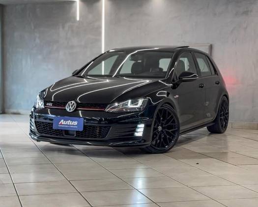 VOLKSWAGEN GOLF 2015