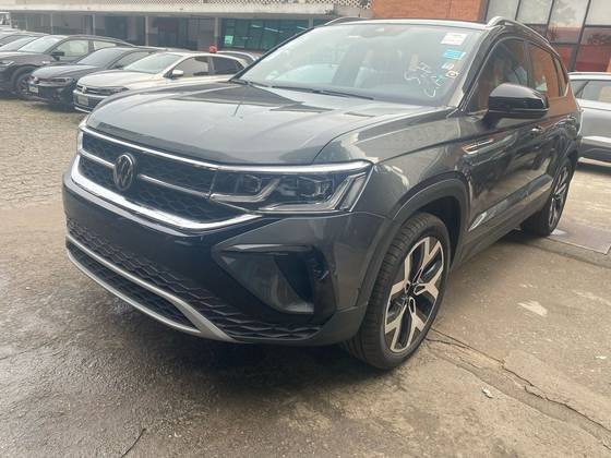 VOLKSWAGEN TAOS 2024
