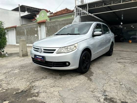 VOLKSWAGEN VOYAGE 2012