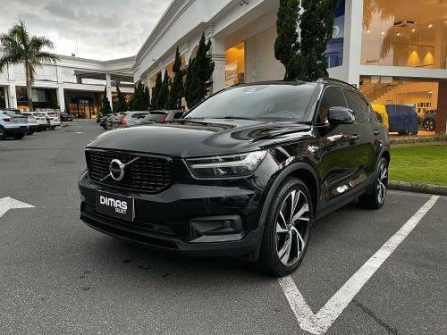 VOLVO XC40 2021
