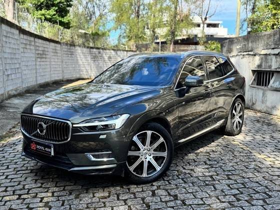 VOLVO XC60 2021