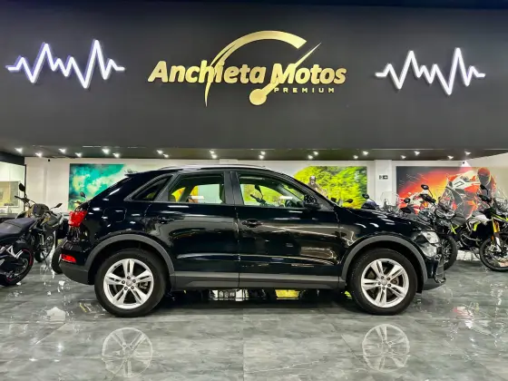 AUDI Q3 2016