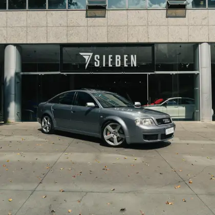 AUDI RS6 2004