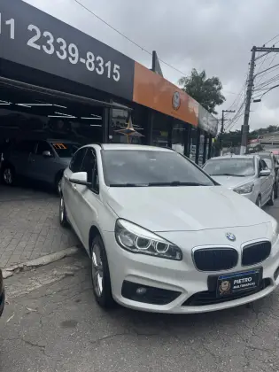 BMW 220i 2016
