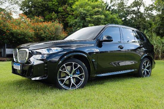 BMW X5 2024