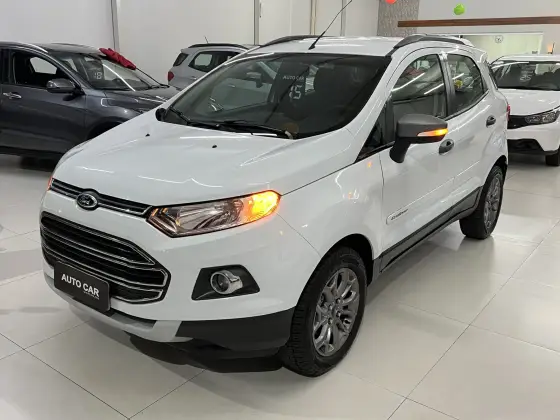 FORD ECOSPORT 2015