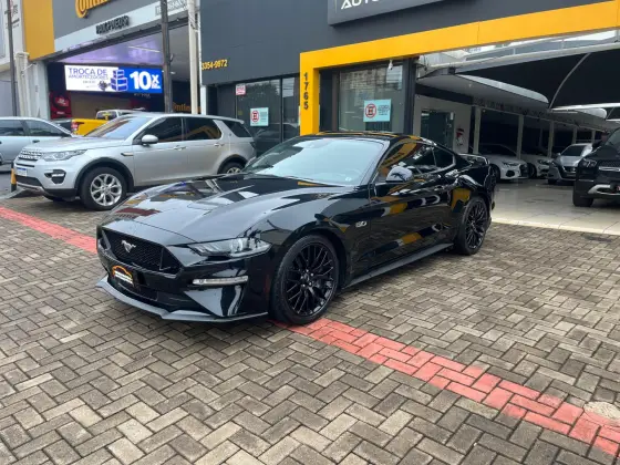 FORD MUSTANG 2019