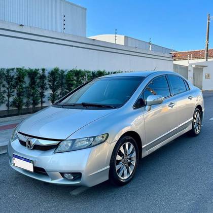HONDA CIVIC 2010