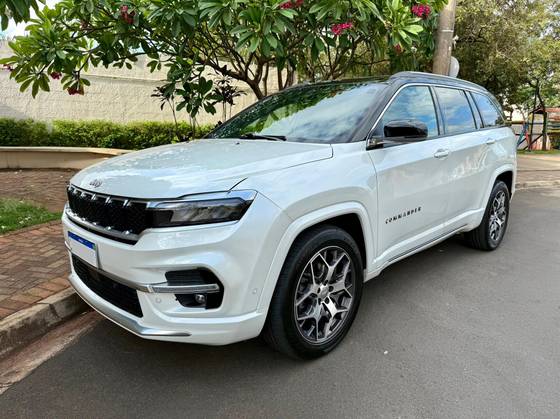 JEEP COMMANDER 2022