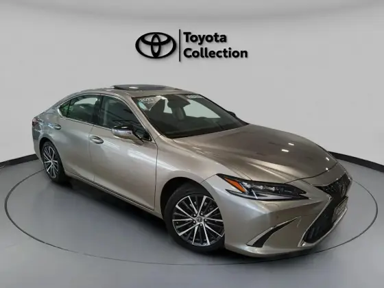 LEXUS ES 300h 2023