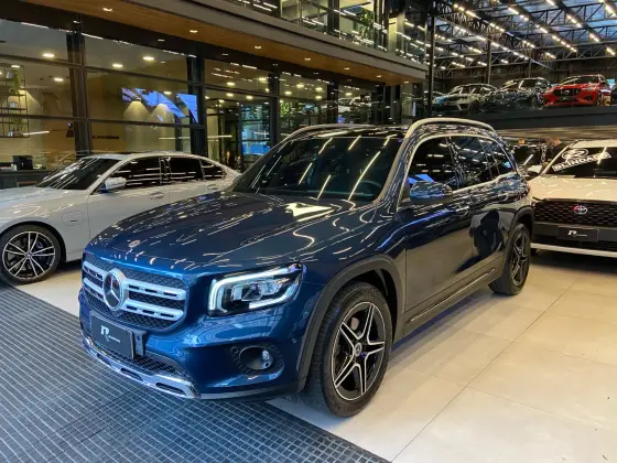 MERCEDES-BENZ GLB 200 2021