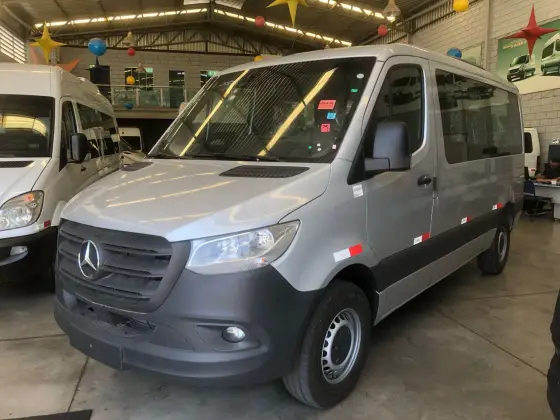MERCEDES-BENZ SPRINTER 2025