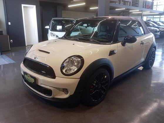 MINI JOHN COOPER WORKS 2012