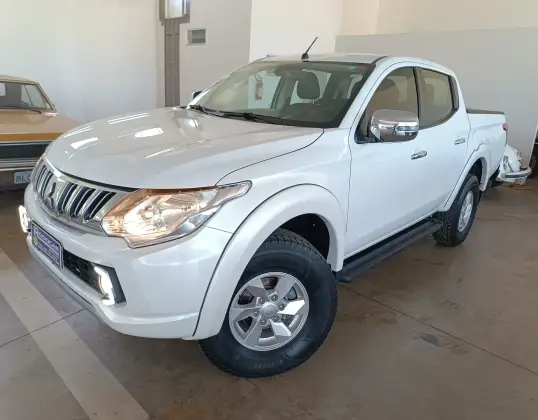 MITSUBISHI L200 TRITON 2018