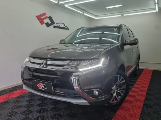 MITSUBISHI OUTLANDER 2016