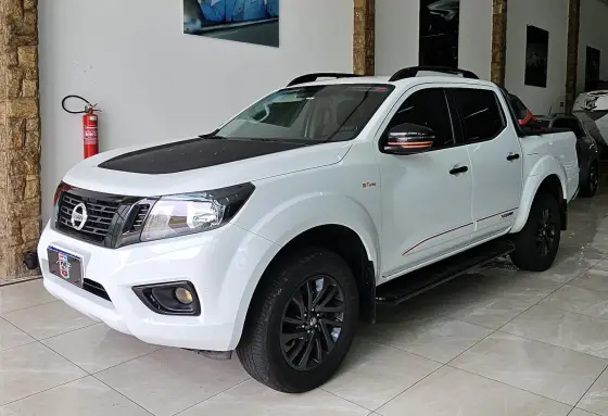 NISSAN FRONTIER 2022