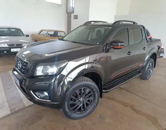 NISSAN FRONTIER 2022