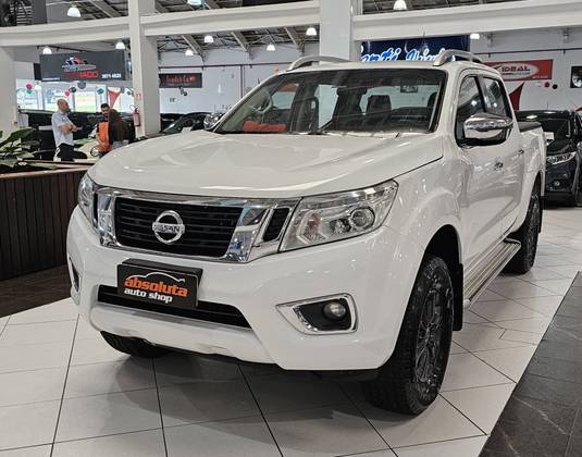NISSAN FRONTIER 2017