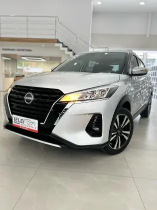 NISSAN KICKS 2023