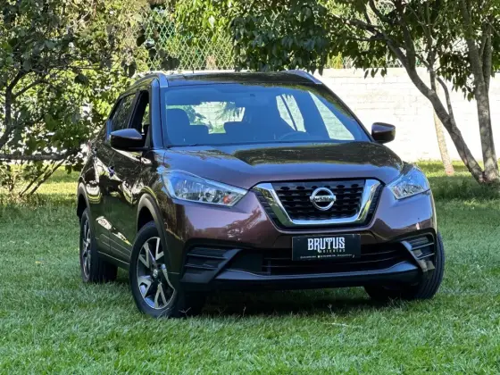 NISSAN KICKS 2018