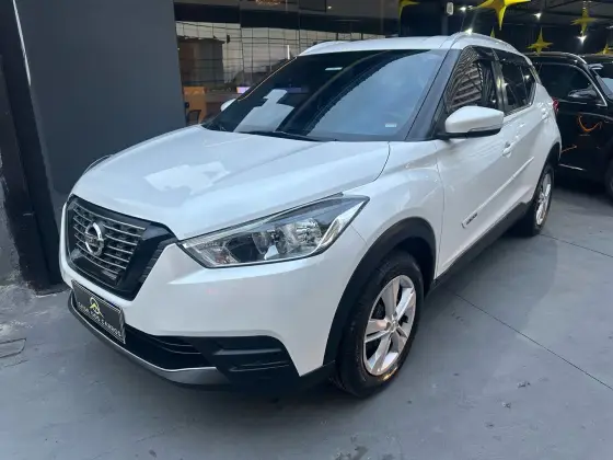 NISSAN KICKS 2020
