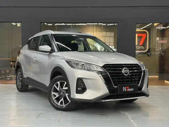 NISSAN KICKS 2022
