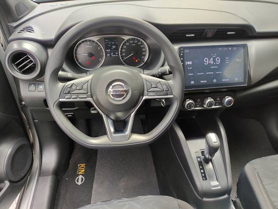 NISSAN KICKS 2021