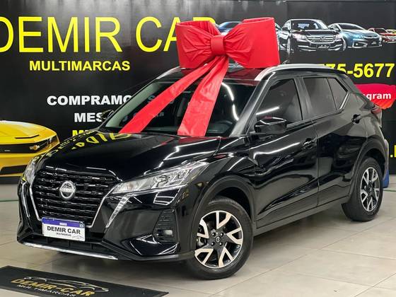 NISSAN KICKS 2023