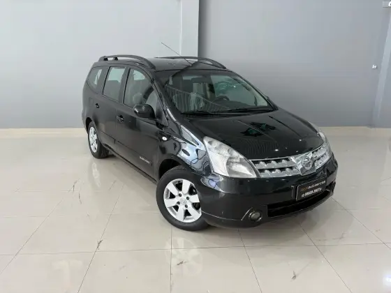 NISSAN LIVINA 2012