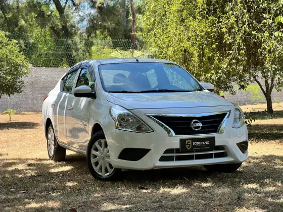 NISSAN VERSA 2020