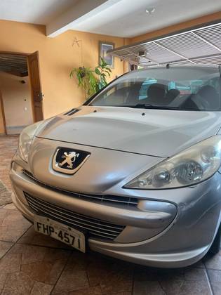 PEUGEOT 207 2013