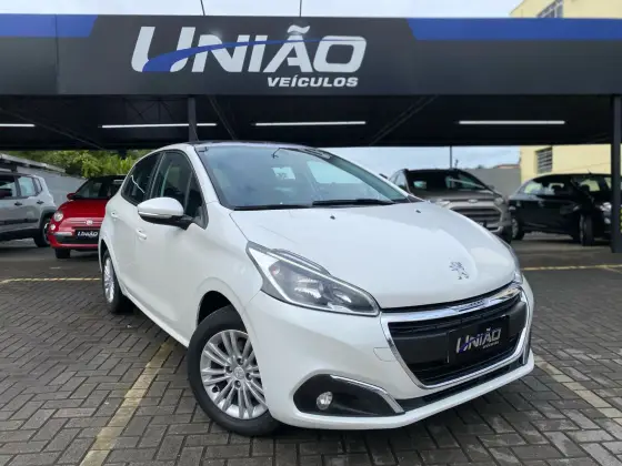 PEUGEOT 208 2017