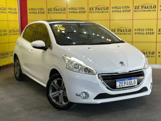 PEUGEOT 208 2016