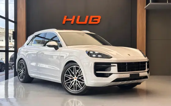 PORSCHE CAYENNE 2025