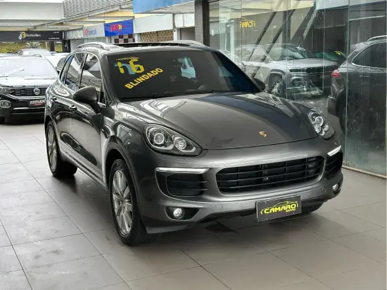 PORSCHE CAYENNE 2016