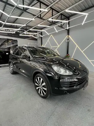 PORSCHE CAYENNE 2012