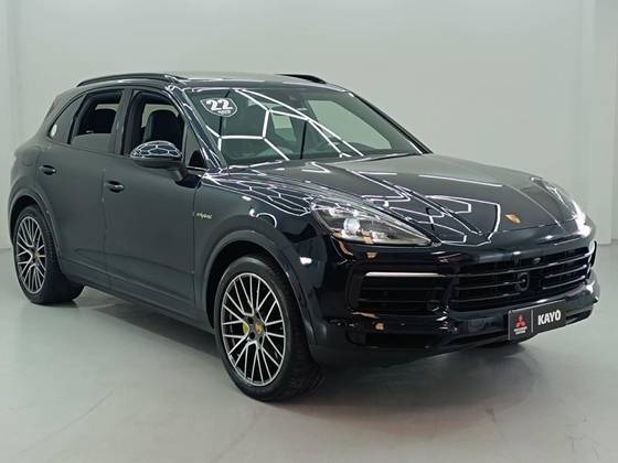PORSCHE CAYENNE 2022