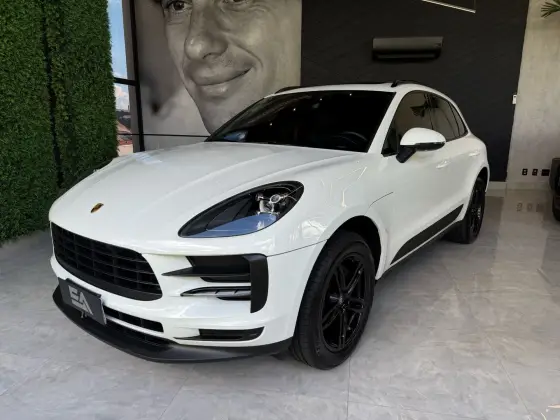 PORSCHE MACAN 2021