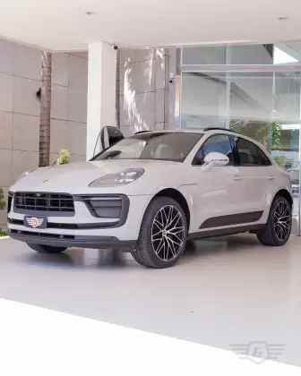 PORSCHE MACAN 2023