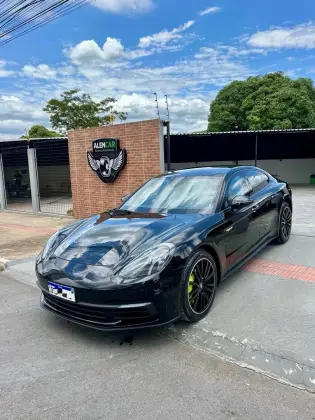 PORSCHE PANAMERA 2018