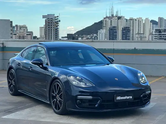 PORSCHE PANAMERA 2023