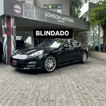 PORSCHE PANAMERA 2010