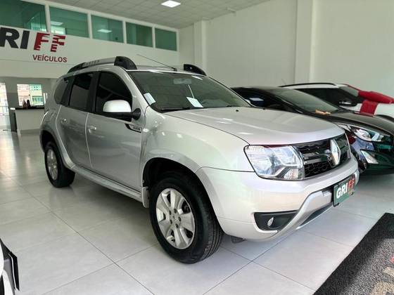 RENAULT DUSTER 2017